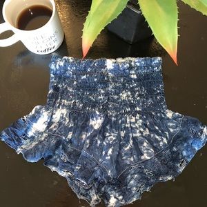 Brand new! Tie Dye Flowy shorts